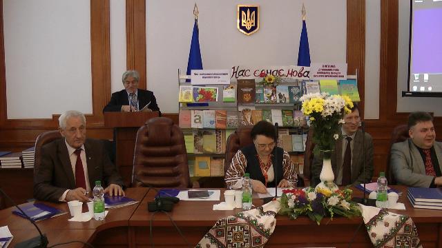 00011.MTS snapshot 01.55 2015.11.13 10.09.08