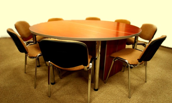 small round_table_b_178284